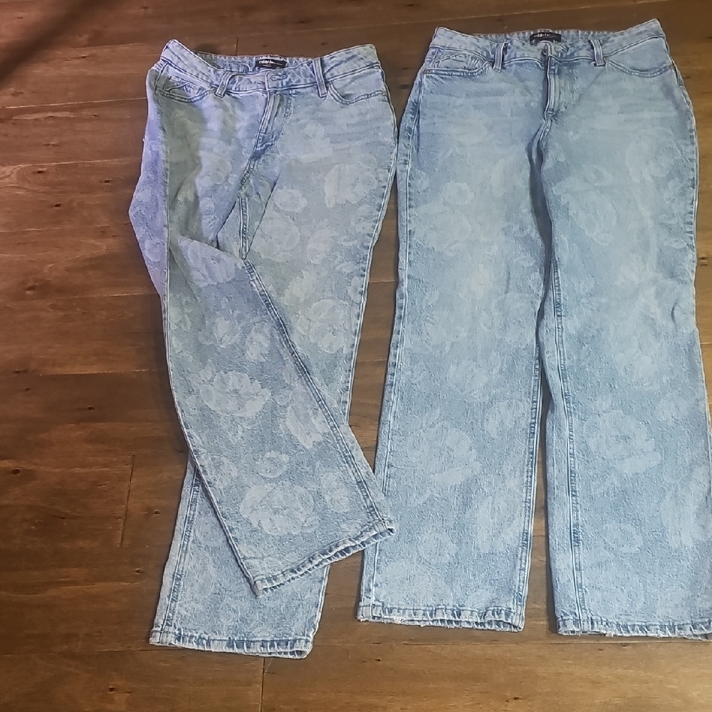 Stylish High Rise Blue Jeans for Women